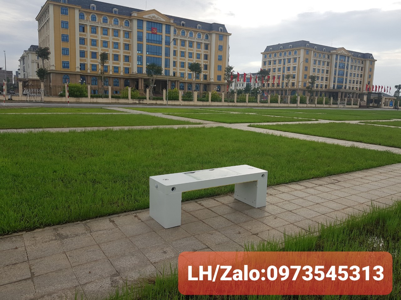 ghế năng lượng mặt trời 11119