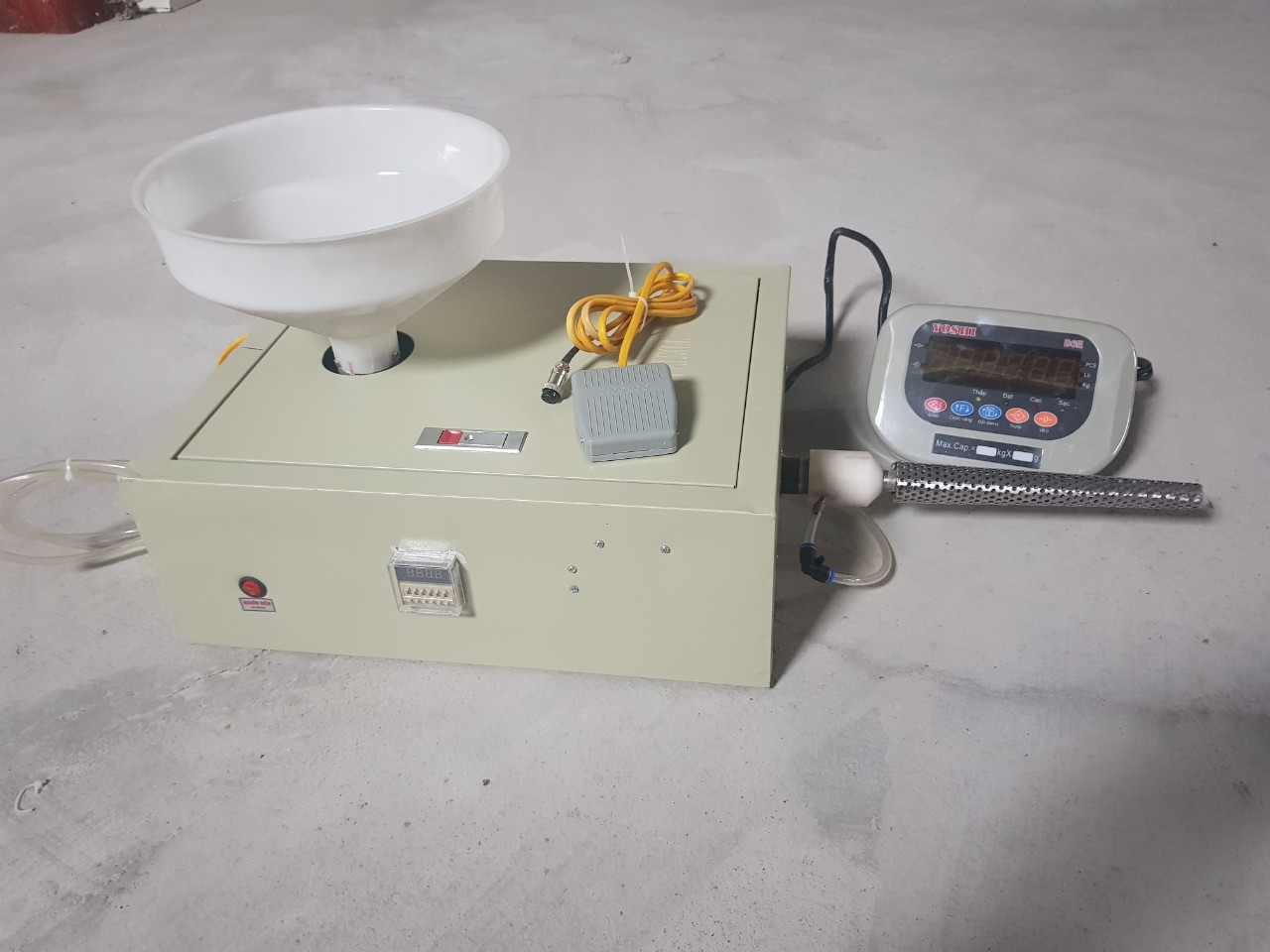 máy nhồi bông DV-NB01