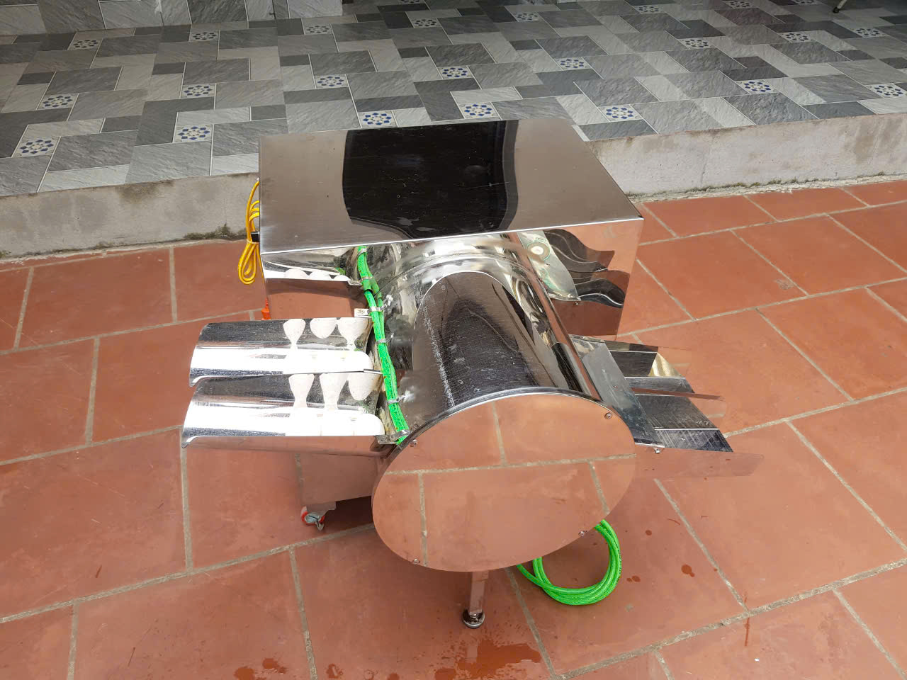 máy rửa trứng cửa đôi 353